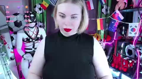 Anna online show from 06/28/26, 02:17