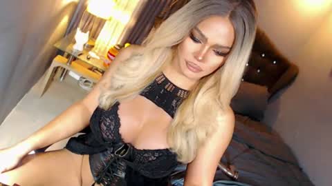 Miss Anna online show from 06/20/26, 12:36