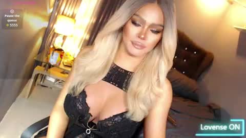 Miss Anna online show from 06/22/26, 11:46