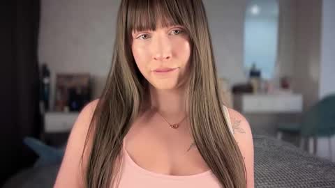 Annet online show from 10/19/25, 01:34