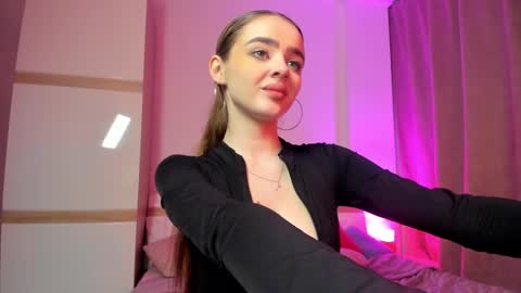 Snapshot of anna_nickol chatting on 01/29/25, 06:07 Anna online show from 01/29/25, 06:07