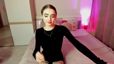 Snapshot of anna_nickol chatting on 02/04/25, 03:36 Anna online show from 02/04/25, 03:36