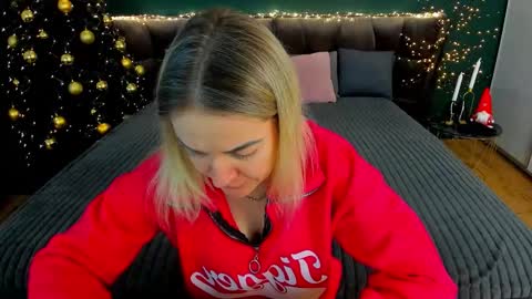 anna_snow9 online show from 12/20/25, 06:53