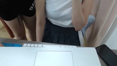 Snapshot of anna_xyz chatting on 11/30/25, 10:30 anna_xyz online show from 11/30/25, 10:30