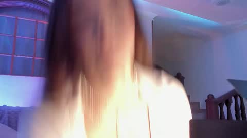 annaa__ online show from 12/17/25, 10:05