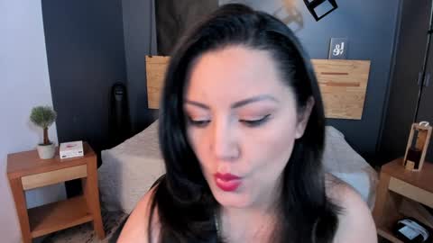 Snapshot of annaa_rose chatting on 01/09/25, 03:26 Anna online show from 01/09/25, 03:26