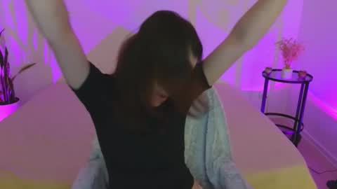 Snapshot of annaabels chatting on 11/03/25, 10:53 annaabels online show from 11/03/25, 10:53