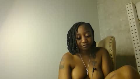 Snapshot of annabel038 chatting on 09/19/25, 08:31 Annabel online show from 09/19/25, 08:31