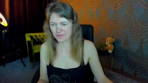 Annabel online show from 04/25/26, 05:43