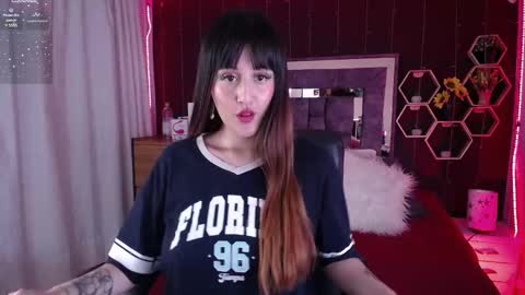 Anna online show from 02/05/25, 11:28