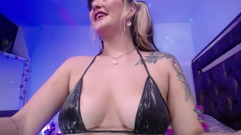 Snapshot of annabellegron chatting on 05/02/26, 01:54 Anna online show from 05/02/26, 01:54
