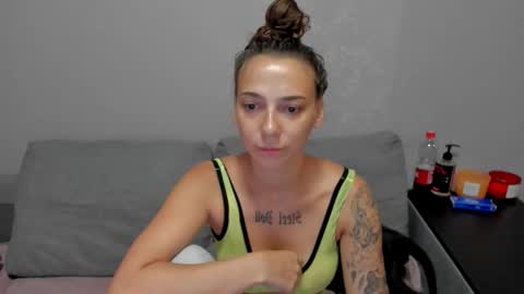 annabishop online show from 11/21/25, 12:21