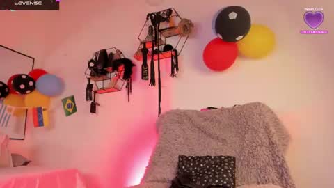 Snapshot of annachernova chatting on 06/20/26, 12:41 Anna online show from 06/20/26, 12:41