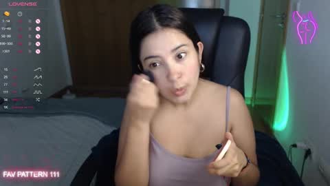 Snapshot of annadolll chatting on 12/11/24, 10:49 OF          twitter  annadangerx pornhub    online show from 12/11/24, 10:49