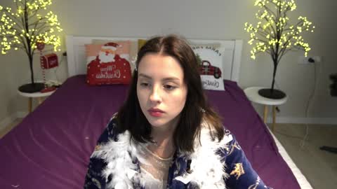 Snapshot of annaelys chatting on 01/05/25, 10:50 Anna online show from 01/05/25, 10:50