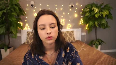 Snapshot of annaelys chatting on 01/11/25, 01:37 Anna online show from 01/11/25, 01:37