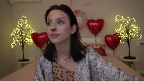 Snapshot of annaelys chatting on 02/18/25, 09:42 Anna online show from 02/18/25, 09:42