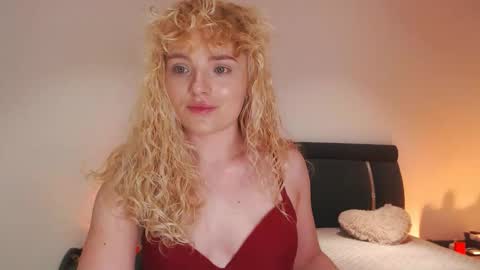 Snapshot of annaevv chatting on 02/08/26, 03:54 annaevv online show from 02/08/26, 03:54