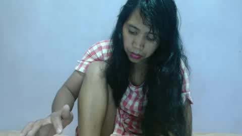 Snapshot of annahhotgirl chatting on 05/25/26, 02:01 annahhotgirl online show from 05/25/26, 02:01
