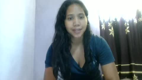 Snapshot of annahhotgirl chatting on 06/15/26, 05:09 annahhotgirl online show from 06/15/26, 05:09