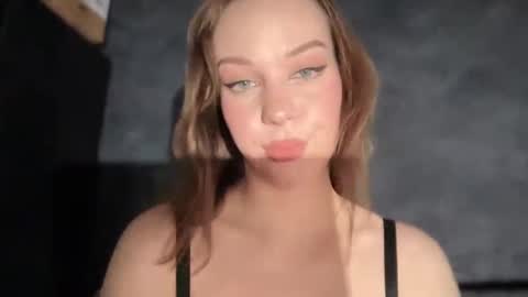 Snapshot of annajacks chatting on 03/17/26, 05:38 annajacks online show from 03/17/26, 05:38