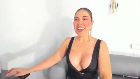 Annalu online show from 02/04/26, 01:11