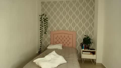 annalise goerts online show from 12/19/25, 01:29