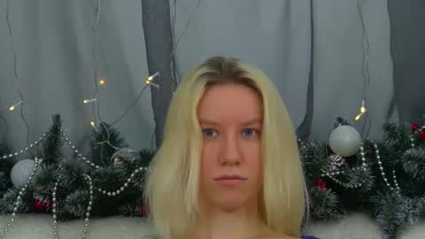 Snapshot of annamaisie chatting on 12/04/25, 06:34 Anna online show from 12/04/25, 06:34