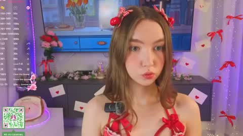 Snapshot of annamarie_foryou chatting on 03/08/26, 07:06 Holly Molly Im Polly online show from 03/08/26, 07:06