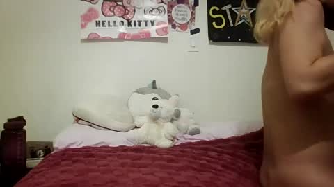 AnnaMarrie online show from 09/14/25, 01:16