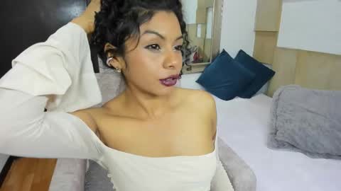 Anna online show from 02/25/26, 08:29