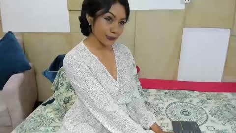Anna online show from 05/02/26, 03:39