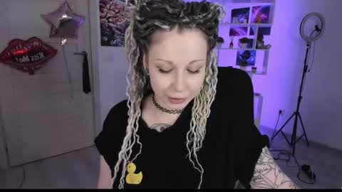 Anna online show from 09/25/25, 04:11