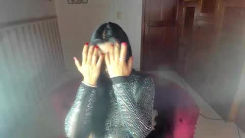   Anna  online show from 10/30/25, 10:21