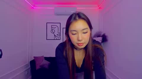 Anna online show from 11/07/25, 07:25