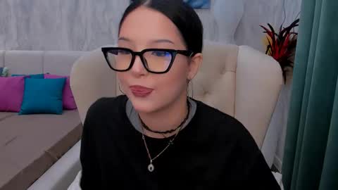 Anna online show from 09/28/25, 08:20