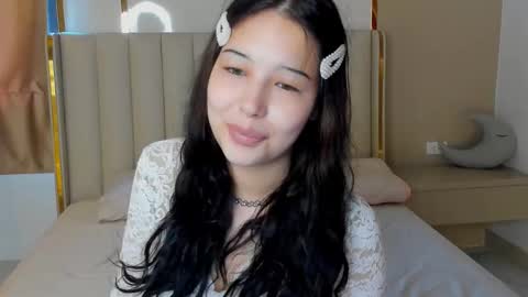 Anna online show from 11/16/25, 02:17