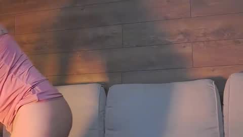 annasplash online show from 10/14/25, 04:57