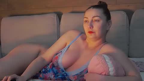 annasplash online show from 05/03/26, 04:29