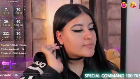 Snapshot of annaswift_ chatting on 01/05/26, 05:27 Anna online show from 01/05/26, 05:27