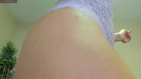 Snapshot of annataylor_ chatting on 01/12/26, 07:35 Anna online show from 01/12/26, 07:35