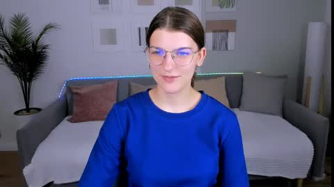 Im Anna online show from 05/15/26, 08:43