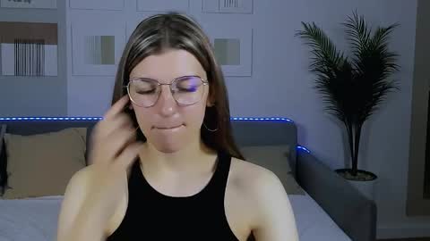 Im Anna online show from 05/24/26, 04:28