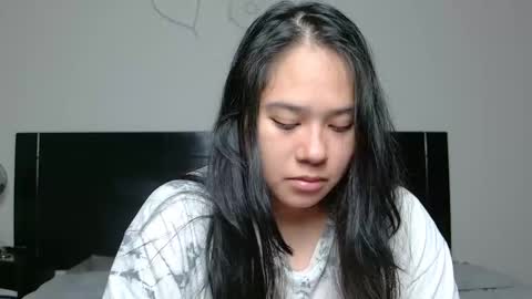 Anna online show from 11/22/25, 05:06