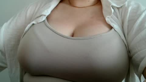 Bella online show from 06/28/26, 12:11