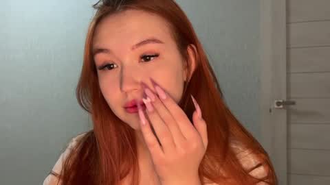 Snapshot of anne_blossomm chatting on 01/17/26, 12:21 anne_blossomm online show from 01/17/26, 12:21