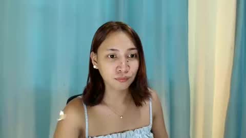 Snapshot of anne_chanelx chatting on 12/18/25, 08:42 anne_chanelx online show from 12/18/25, 08:42