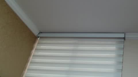 Snapshot of anne_julienne chatting on 03/04/26, 09:54 online show from 03/04/26, 09:54