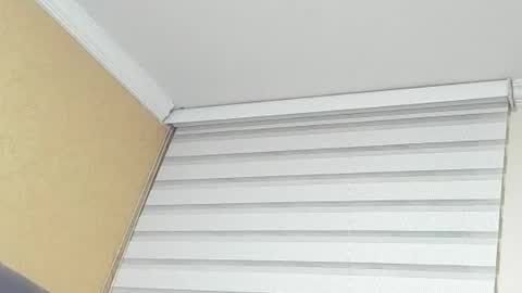 Snapshot of anne_julienne chatting on 03/21/26, 11:52 online show from 03/21/26, 11:52