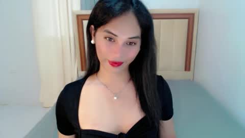 Snapshot of anne_levine chatting on 09/17/25, 07:43 SWEET ANNE online show from 09/17/25, 07:43